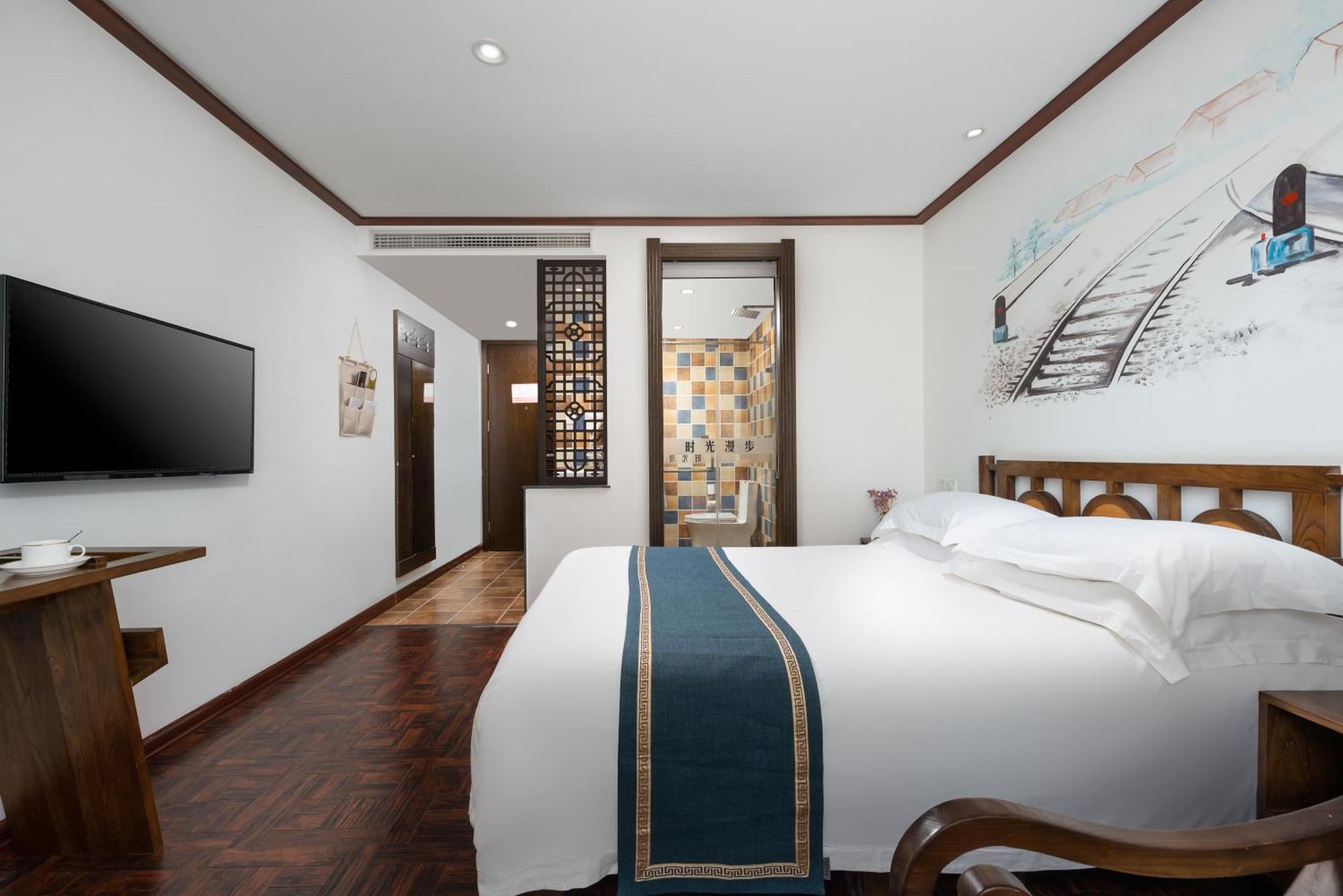 Nostalgia Hotel Near Tianjin Polar Ocean Word- Tianjin Fonte Joy World, 10 Minutes Drive Away From Tianjin Tanggu High-Speed Railway Station, Free Ice-Cream, Mineral Water, Snacks And Laundry Service, English Communication Well Esterno foto