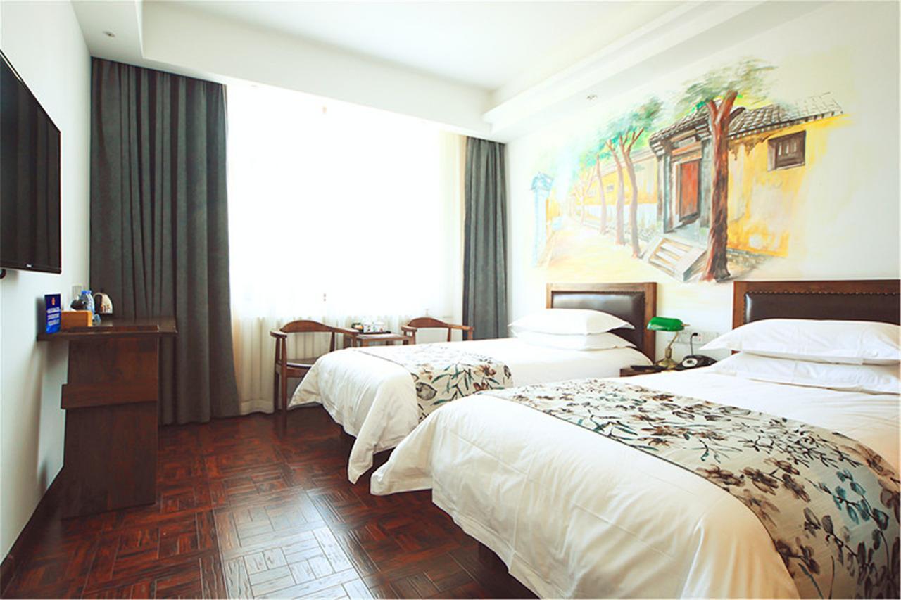 Nostalgia Hotel Near Tianjin Polar Ocean Word- Tianjin Fonte Joy World, 10 Minutes Drive Away From Tianjin Tanggu High-Speed Railway Station, Free Ice-Cream, Mineral Water, Snacks And Laundry Service, English Communication Well Esterno foto