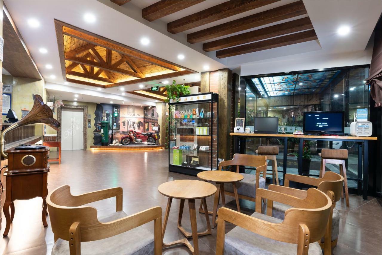 Nostalgia Hotel Near Tianjin Polar Ocean Word- Tianjin Fonte Joy World, 10 Minutes Drive Away From Tianjin Tanggu High-Speed Railway Station, Free Ice-Cream, Mineral Water, Snacks And Laundry Service, English Communication Well Esterno foto