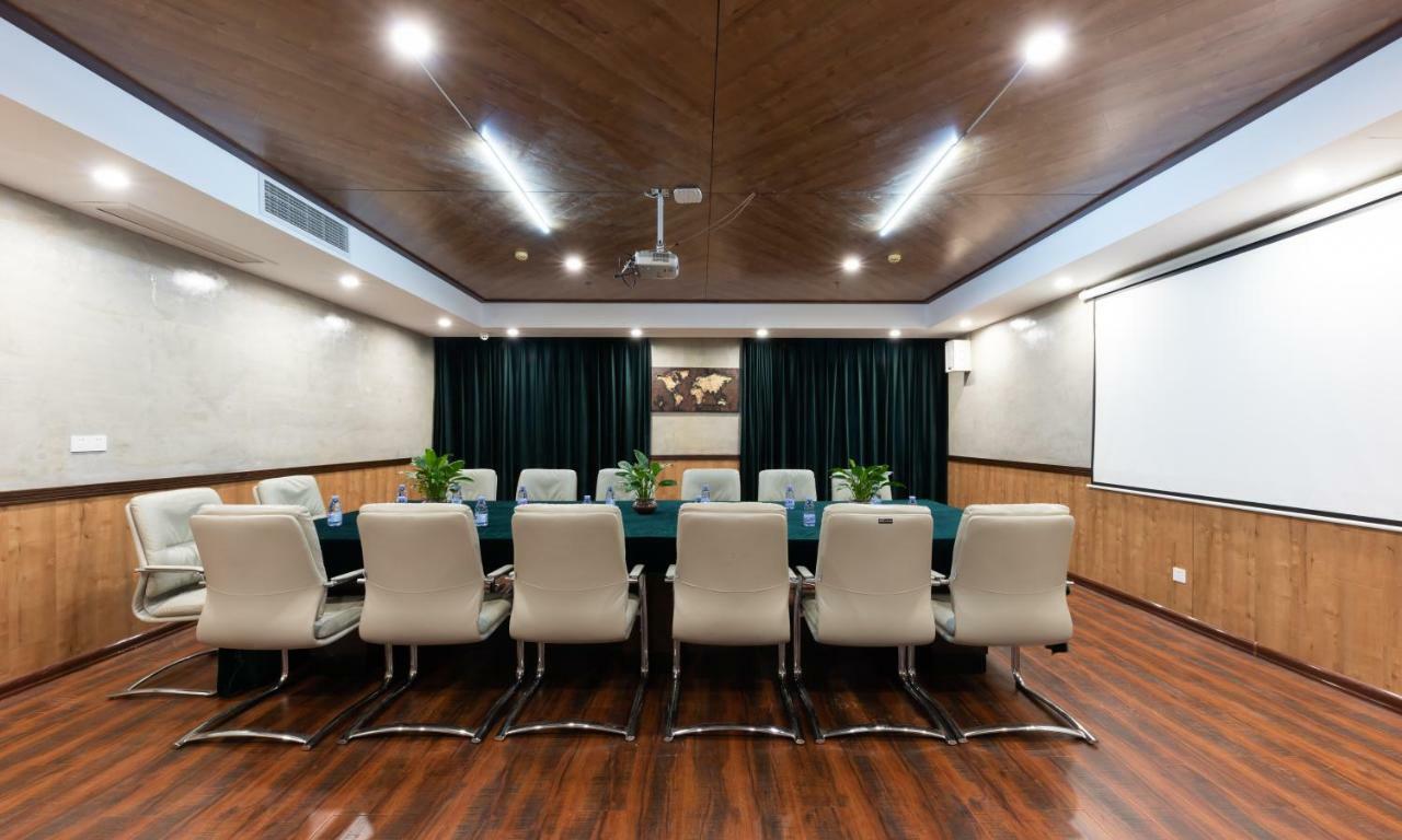 Nostalgia Hotel Near Tianjin Polar Ocean Word- Tianjin Fonte Joy World, 10 Minutes Drive Away From Tianjin Tanggu High-Speed Railway Station, Free Ice-Cream, Mineral Water, Snacks And Laundry Service, English Communication Well Esterno foto