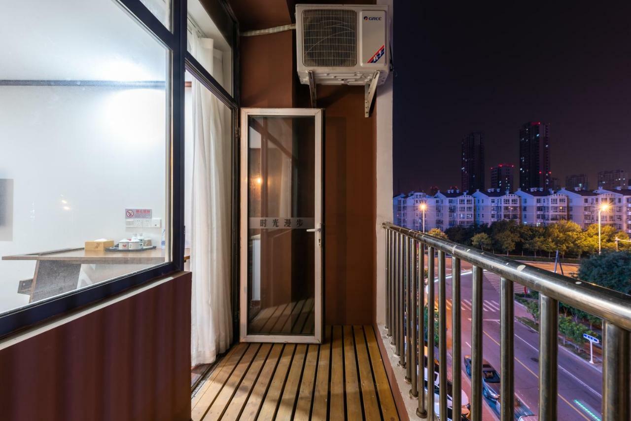 Nostalgia Hotel Near Tianjin Polar Ocean Word- Tianjin Fonte Joy World, 10 Minutes Drive Away From Tianjin Tanggu High-Speed Railway Station, Free Ice-Cream, Mineral Water, Snacks And Laundry Service, English Communication Well Esterno foto