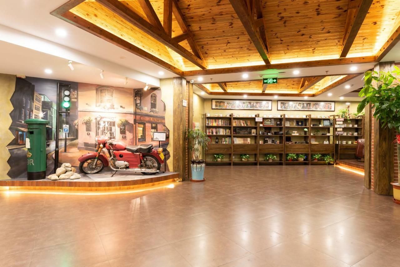 Nostalgia Hotel Near Tianjin Polar Ocean Word- Tianjin Fonte Joy World, 10 Minutes Drive Away From Tianjin Tanggu High-Speed Railway Station, Free Ice-Cream, Mineral Water, Snacks And Laundry Service, English Communication Well Esterno foto